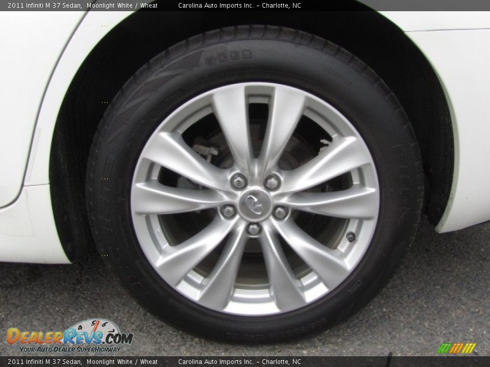 2011 Infiniti M 37 Sedan Moonlight White / Wheat Photo #26