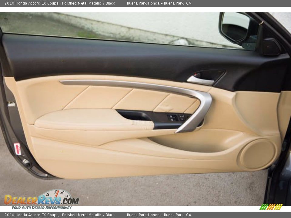 Door Panel of 2010 Honda Accord EX Coupe Photo #23