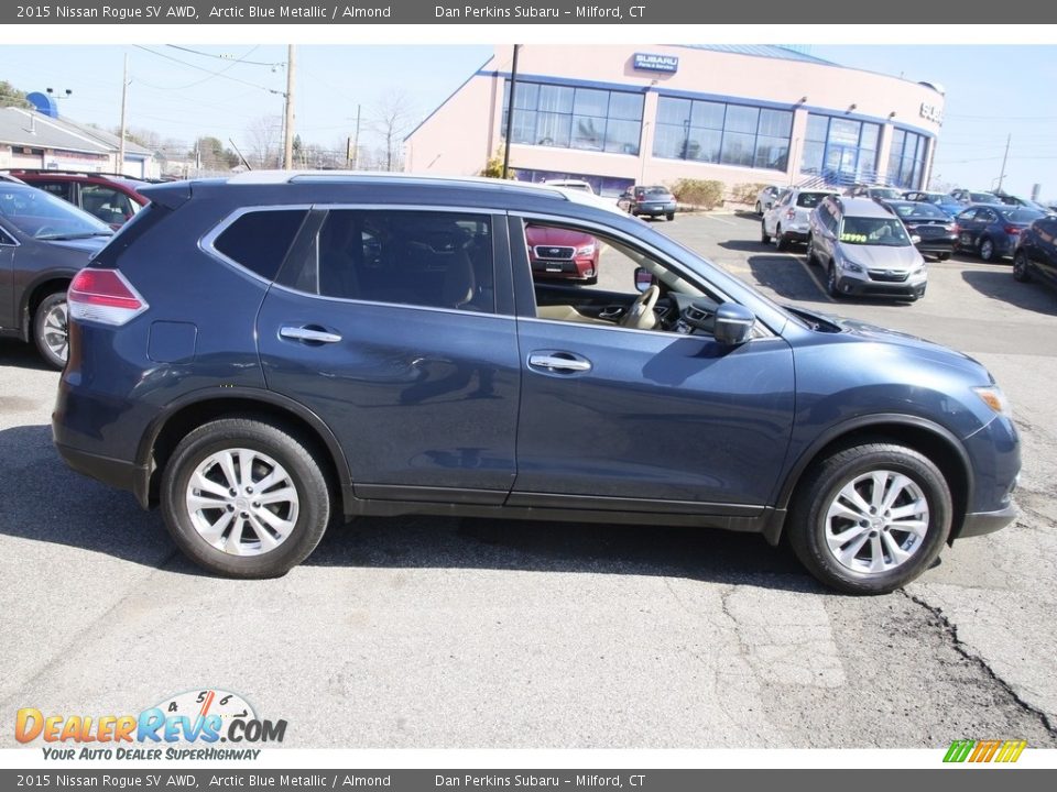 2015 Nissan Rogue SV AWD Arctic Blue Metallic / Almond Photo #4