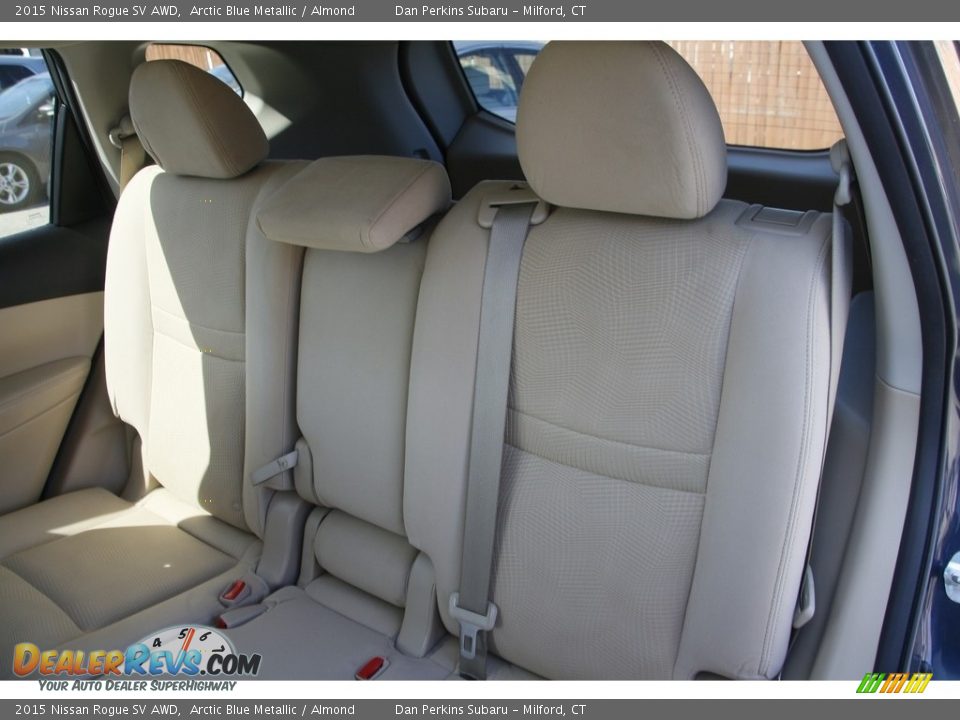 2015 Nissan Rogue SV AWD Arctic Blue Metallic / Almond Photo #12