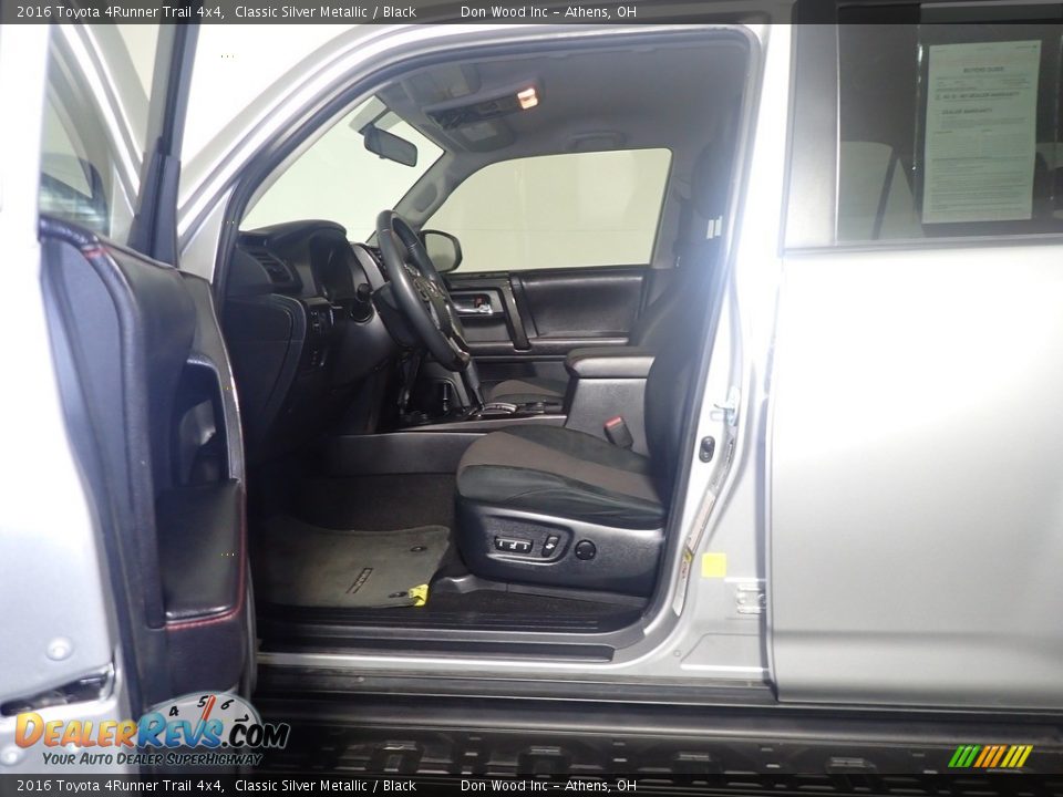 2016 Toyota 4Runner Trail 4x4 Classic Silver Metallic / Black Photo #24