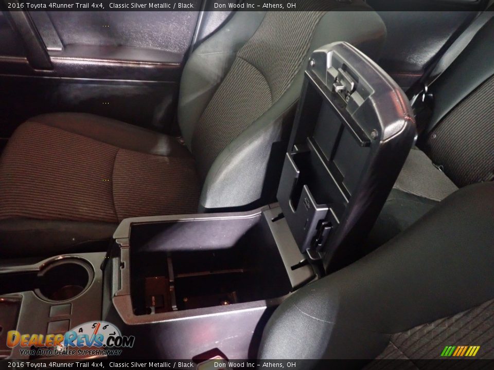 2016 Toyota 4Runner Trail 4x4 Classic Silver Metallic / Black Photo #35
