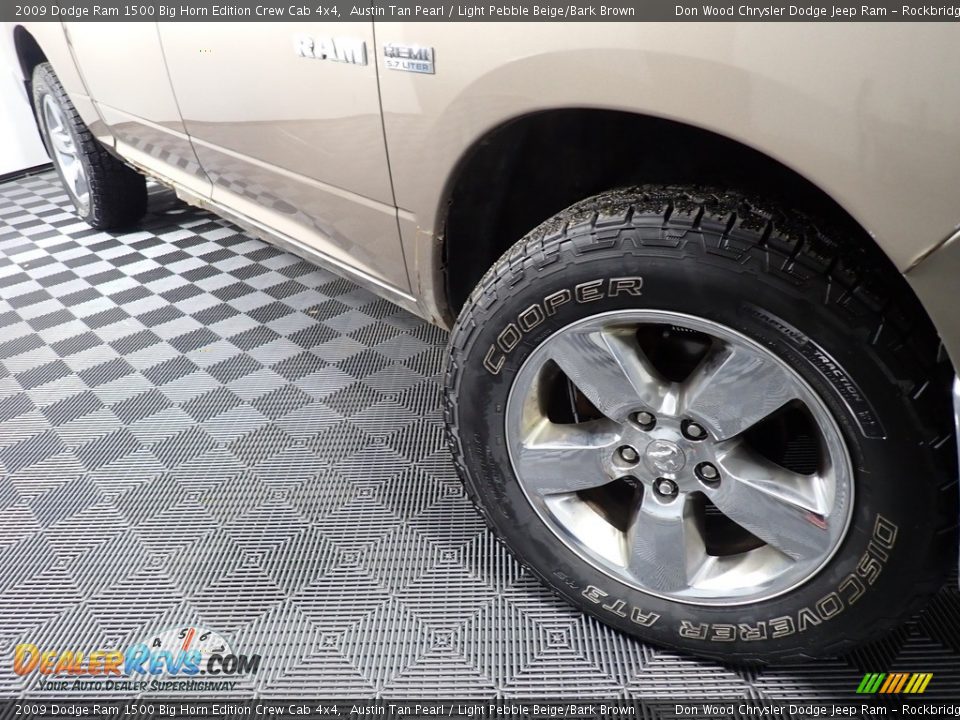 2009 Dodge Ram 1500 Big Horn Edition Crew Cab 4x4 Austin Tan Pearl / Light Pebble Beige/Bark Brown Photo #3