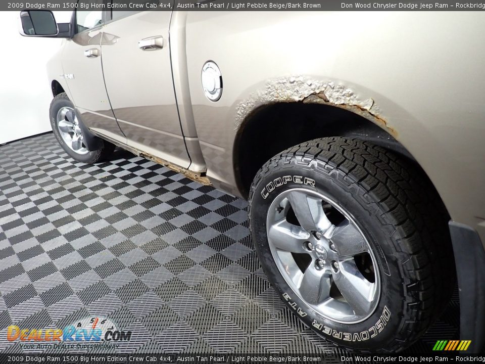 2009 Dodge Ram 1500 Big Horn Edition Crew Cab 4x4 Austin Tan Pearl / Light Pebble Beige/Bark Brown Photo #9