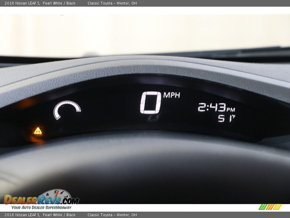 2016 Nissan LEAF S Gauges Photo #9