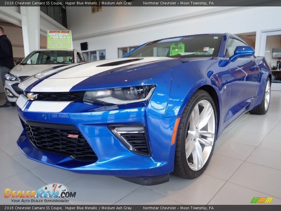 2016 Chevrolet Camaro SS Coupe Hyper Blue Metallic / Medium Ash Gray Photo #2