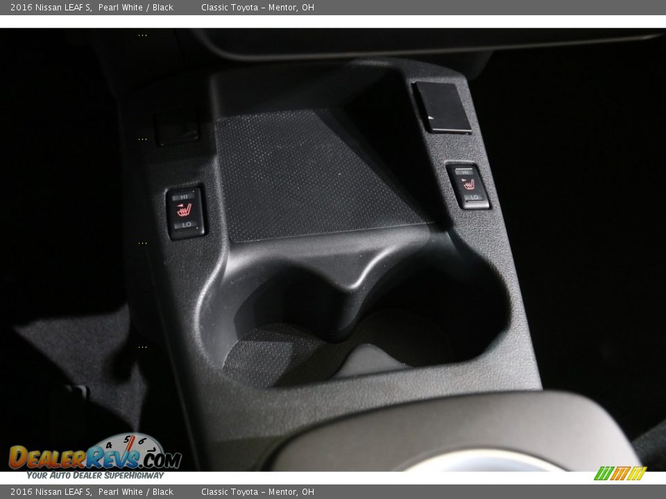 2016 Nissan LEAF S Pearl White / Black Photo #15