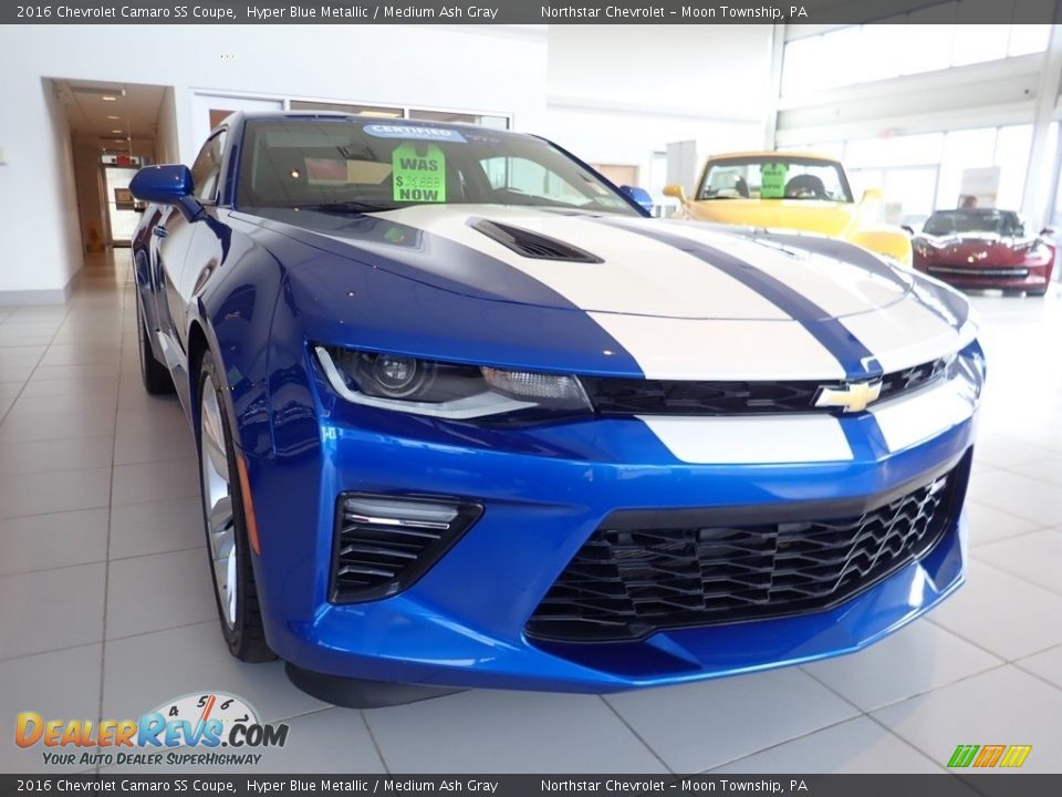 2016 Chevrolet Camaro SS Coupe Hyper Blue Metallic / Medium Ash Gray Photo #11