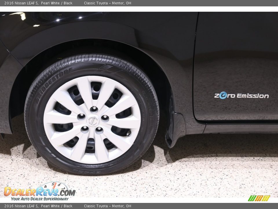 2016 Nissan LEAF S Wheel Photo #21