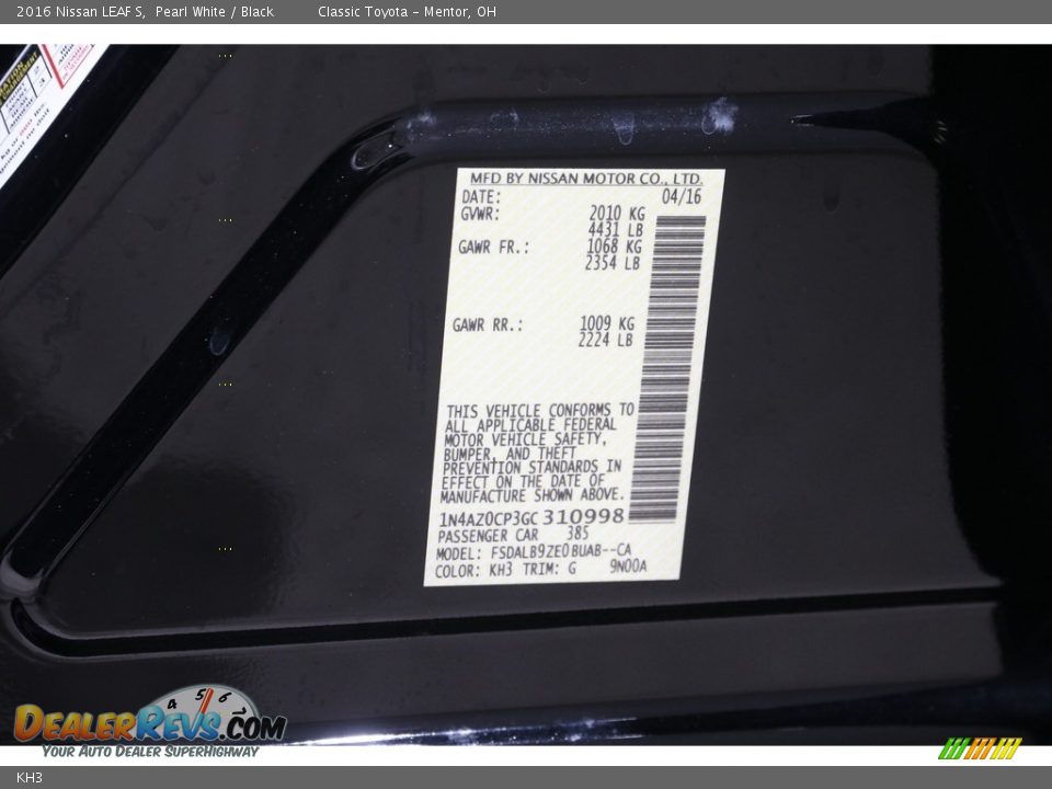 Nissan Color Code KH3 Pearl White