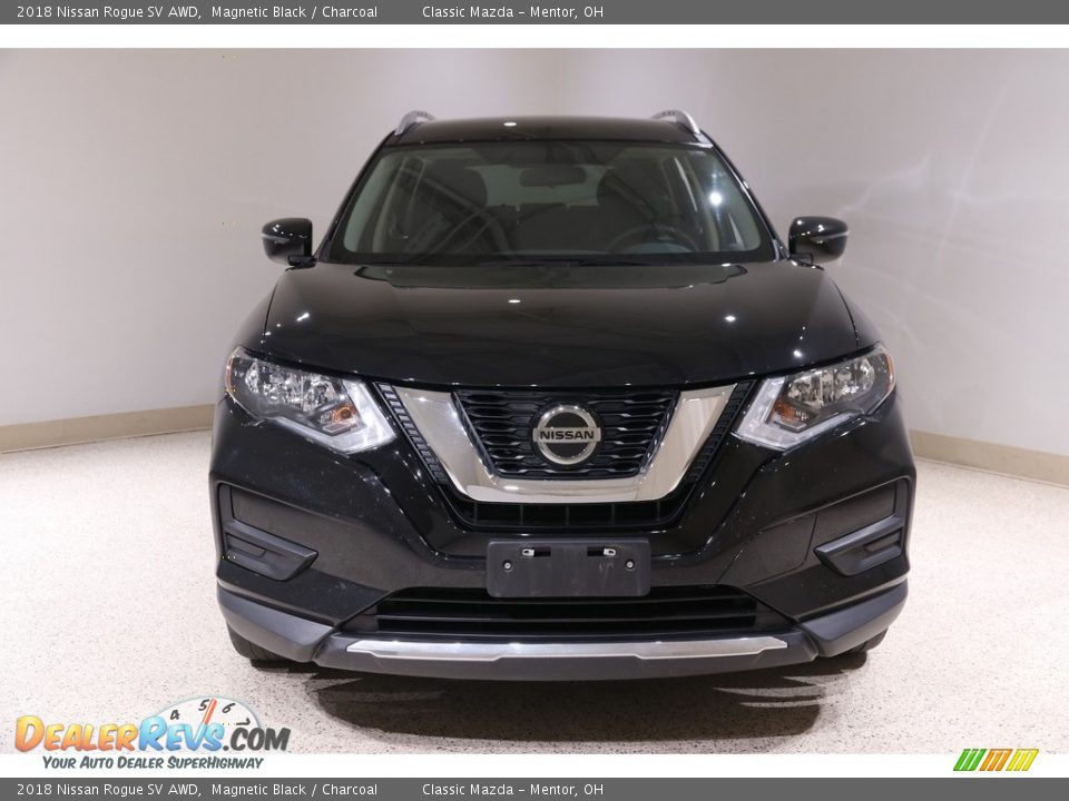 2018 Nissan Rogue SV AWD Magnetic Black / Charcoal Photo #2