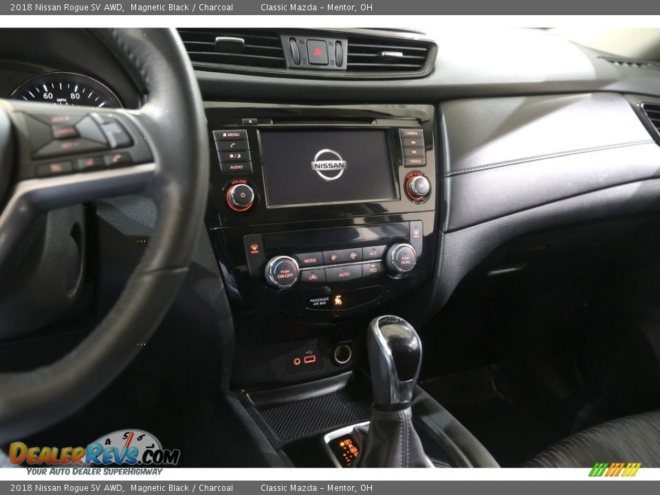 2018 Nissan Rogue SV AWD Magnetic Black / Charcoal Photo #9