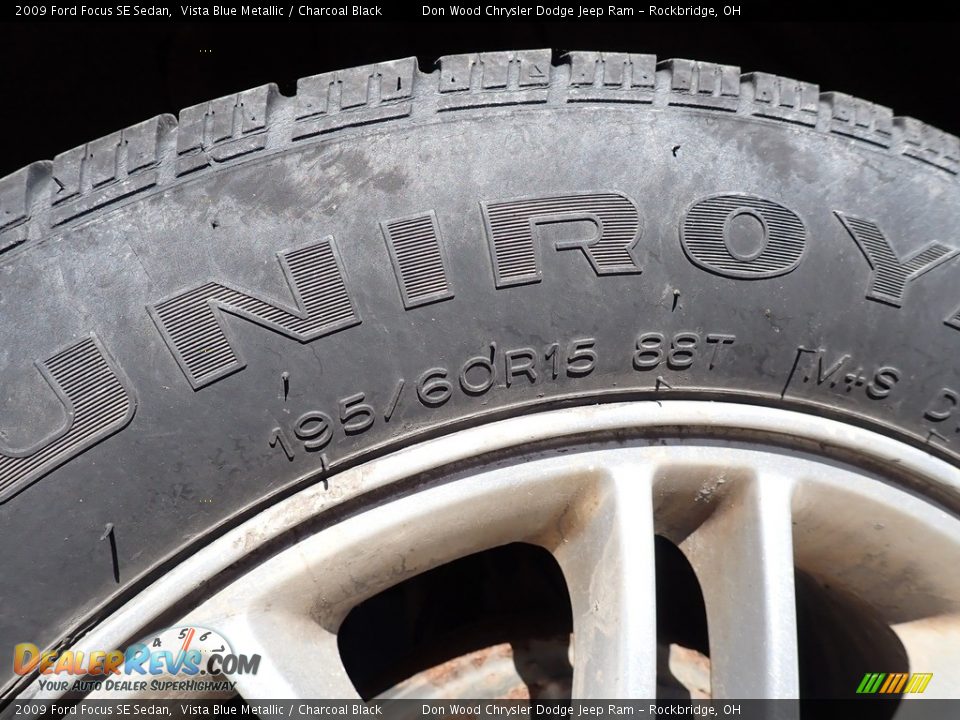 2009 Ford Focus SE Sedan Vista Blue Metallic / Charcoal Black Photo #14