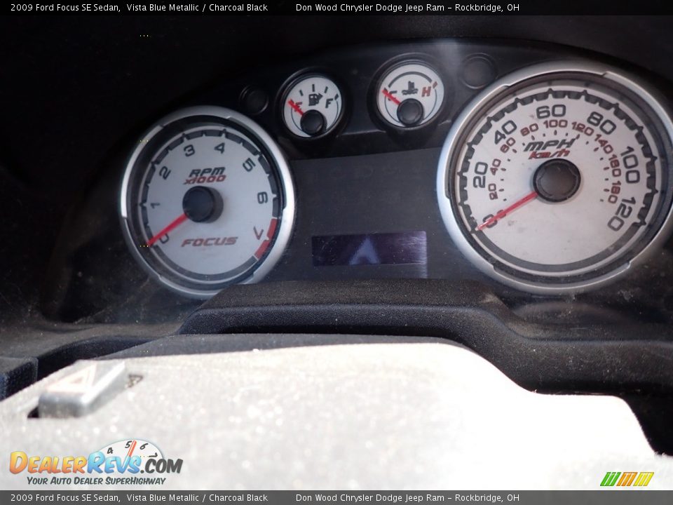 2009 Ford Focus SE Sedan Vista Blue Metallic / Charcoal Black Photo #15