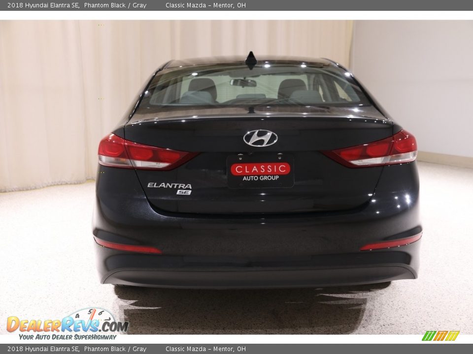 2018 Hyundai Elantra SE Phantom Black / Gray Photo #17