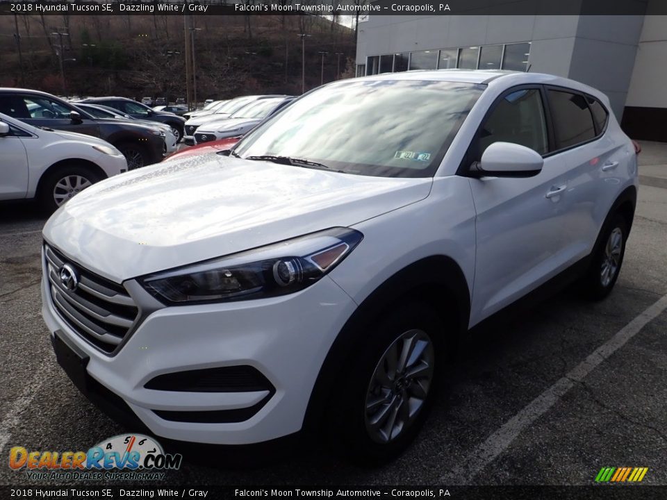 Front 3/4 View of 2018 Hyundai Tucson SE Photo #1