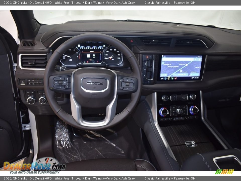 2021 GMC Yukon XL Denali 4WD White Frost Tricoat / Dark Walnut/­Very Dark Ash Gray Photo #13