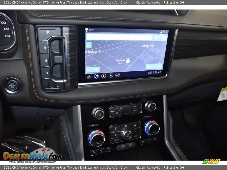 2021 GMC Yukon XL Denali 4WD White Frost Tricoat / Dark Walnut/­Very Dark Ash Gray Photo #14