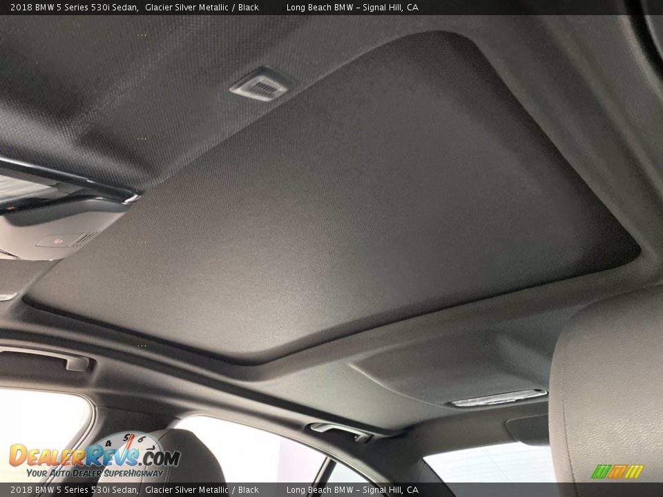 2018 BMW 5 Series 530i Sedan Glacier Silver Metallic / Black Photo #31