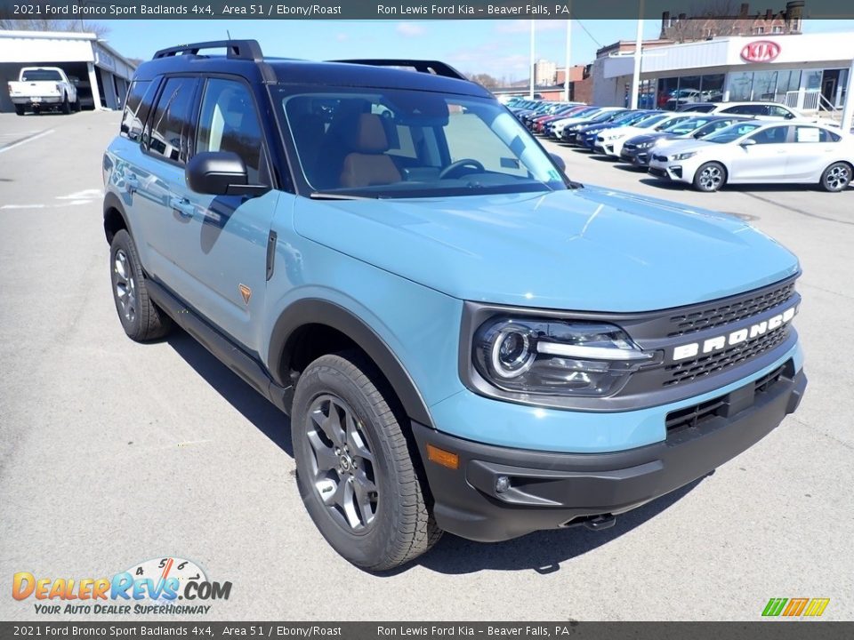 Front 3/4 View of 2021 Ford Bronco Sport Badlands 4x4 Photo #3