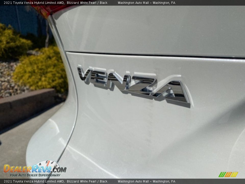 2021 Toyota Venza Hybrid Limited AWD Blizzard White Pearl / Black Photo #25