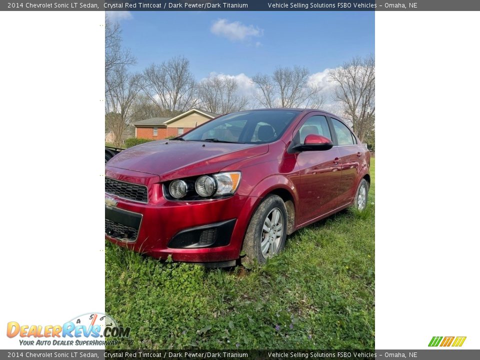 Front 3/4 View of 2014 Chevrolet Sonic LT Sedan Photo #1