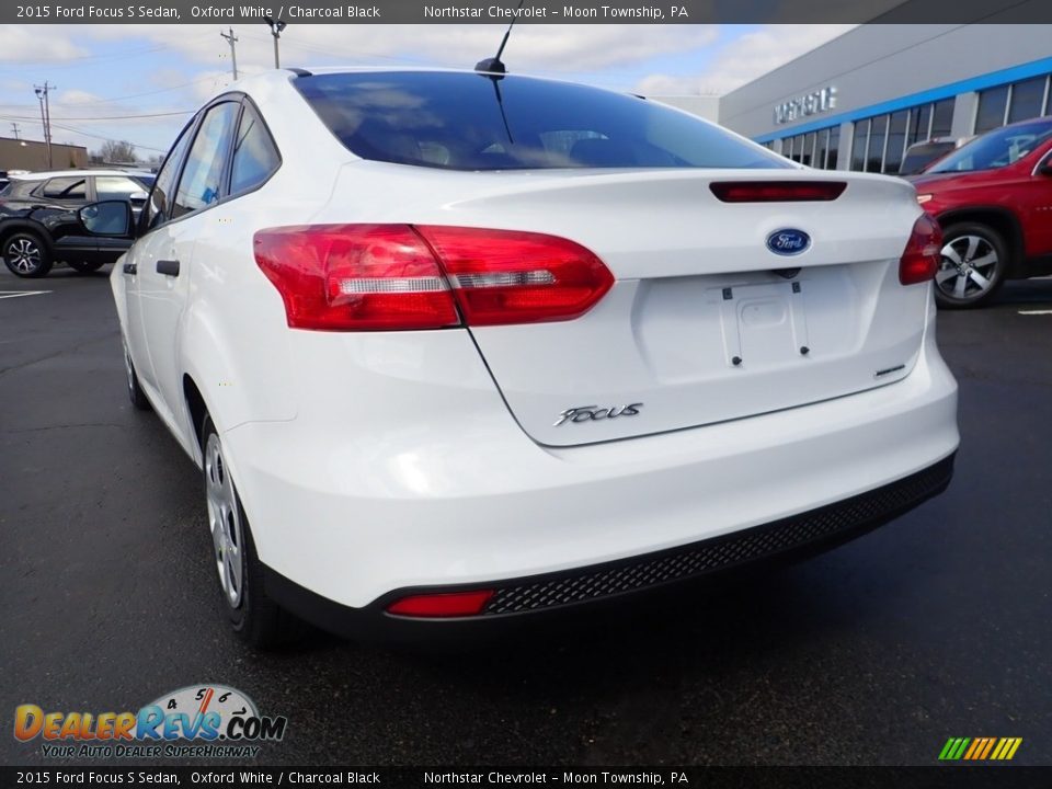 2015 Ford Focus S Sedan Oxford White / Charcoal Black Photo #5