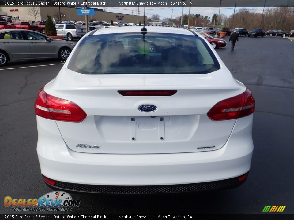 2015 Ford Focus S Sedan Oxford White / Charcoal Black Photo #6