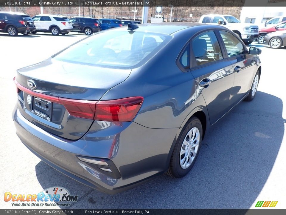 2021 Kia Forte FE Gravity Gray / Black Photo #2