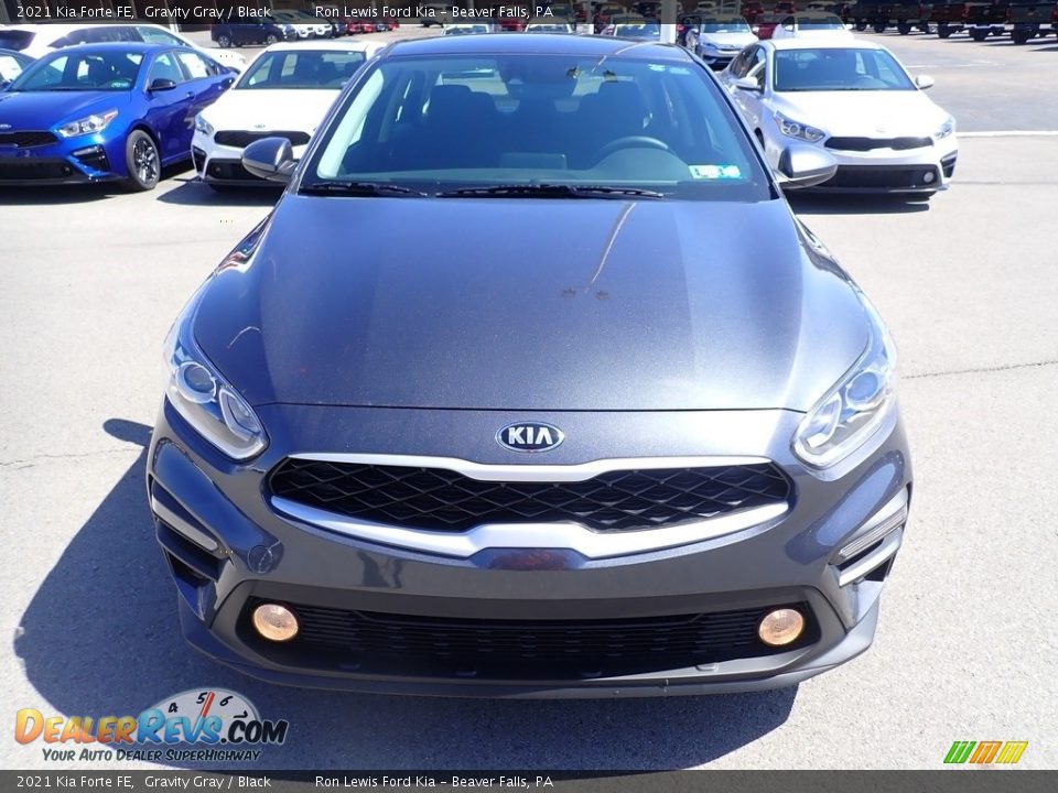 2021 Kia Forte FE Gravity Gray / Black Photo #4