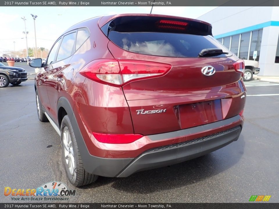 2017 Hyundai Tucson SE AWD Ruby Wine / Beige Photo #5