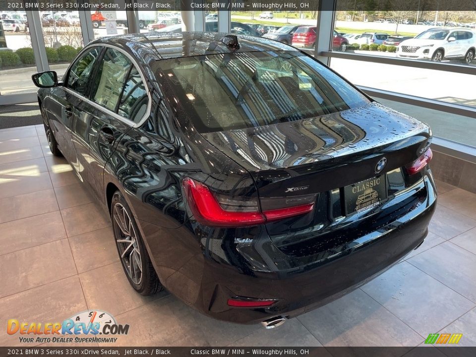 2021 BMW 3 Series 330i xDrive Sedan Jet Black / Black Photo #2