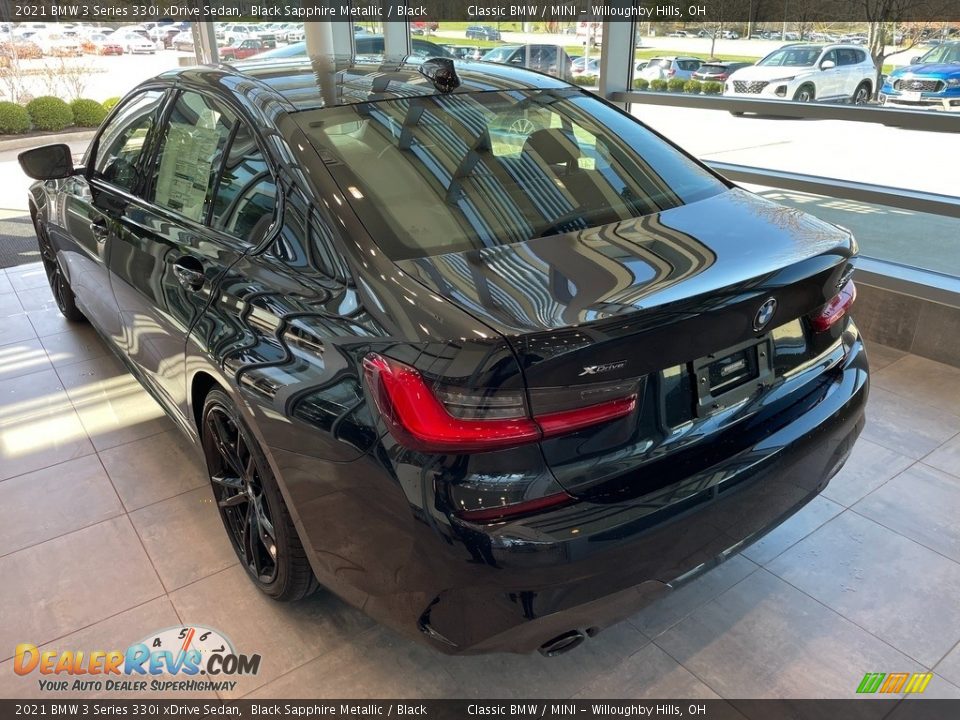 2021 BMW 3 Series 330i xDrive Sedan Black Sapphire Metallic / Black Photo #2