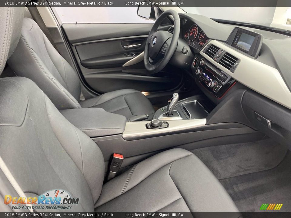 2018 BMW 3 Series 320i Sedan Mineral Grey Metallic / Black Photo #32