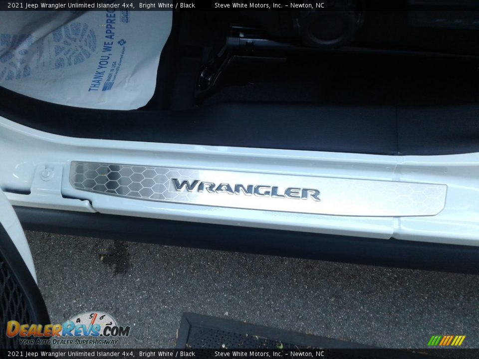 2021 Jeep Wrangler Unlimited Islander 4x4 Bright White / Black Photo #13