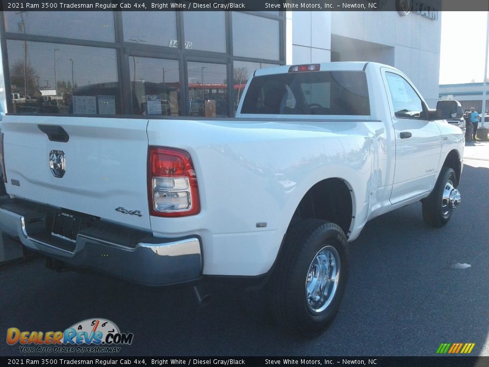 2021 Ram 3500 Tradesman Regular Cab 4x4 Bright White / Diesel Gray/Black Photo #10