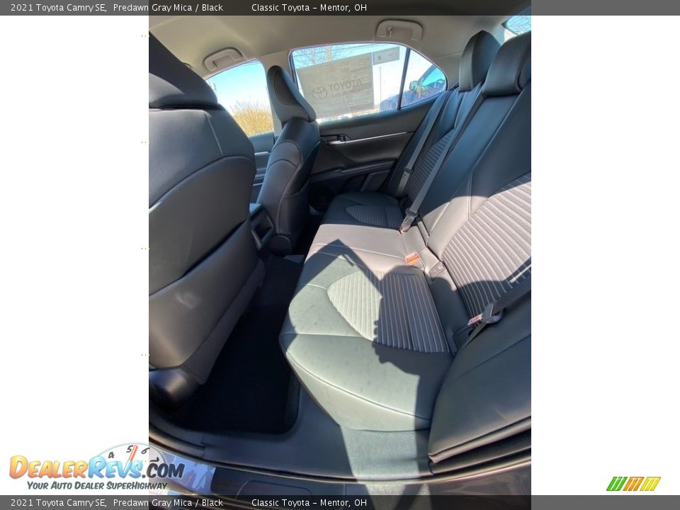 2021 Toyota Camry SE Predawn Gray Mica / Black Photo #3