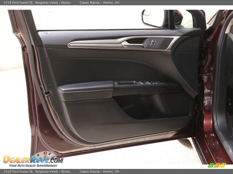 2018 Ford Fusion SE Burgundy Velvet / Ebony Photo #4