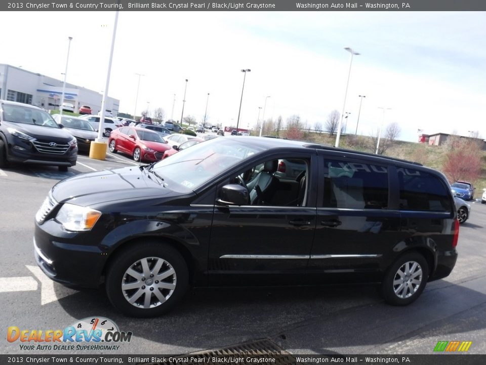 2013 Chrysler Town & Country Touring Brilliant Black Crystal Pearl / Black/Light Graystone Photo #5