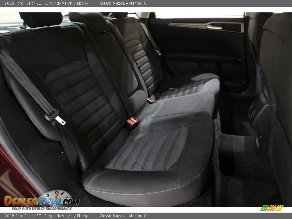 2018 Ford Fusion SE Burgundy Velvet / Ebony Photo #17
