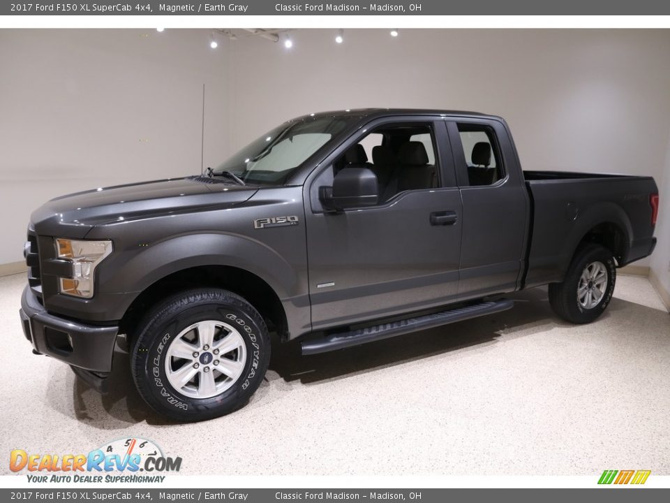 2017 Ford F150 XL SuperCab 4x4 Magnetic / Earth Gray Photo #3