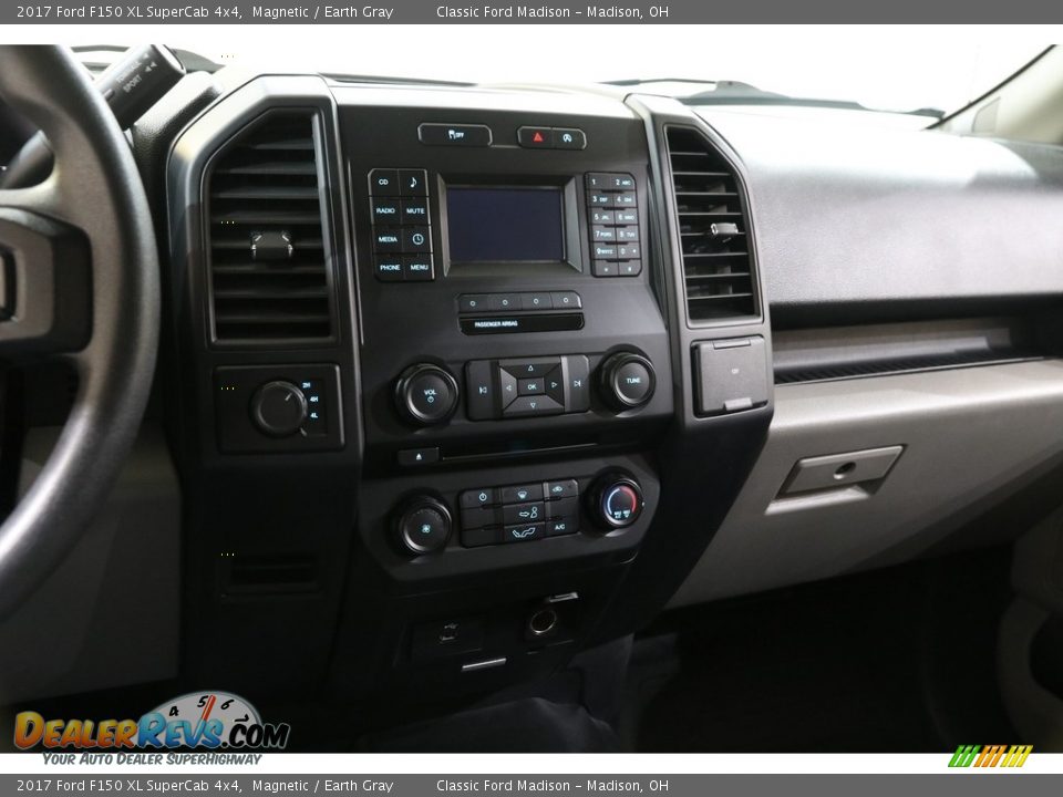 2017 Ford F150 XL SuperCab 4x4 Magnetic / Earth Gray Photo #9