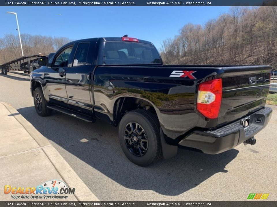 2021 Toyota Tundra SR5 Double Cab 4x4 Midnight Black Metallic / Graphite Photo #2