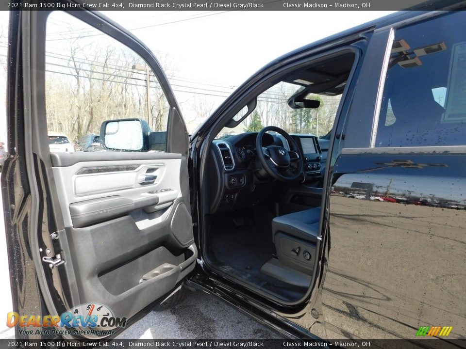 2021 Ram 1500 Big Horn Crew Cab 4x4 Diamond Black Crystal Pearl / Diesel Gray/Black Photo #7