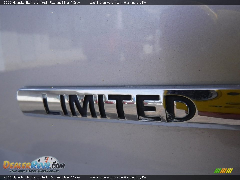 2011 Hyundai Elantra Limited Radiant Silver / Gray Photo #9