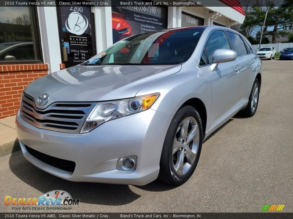 2010 Toyota Venza V6 AWD Classic Silver Metallic / Gray Photo #2