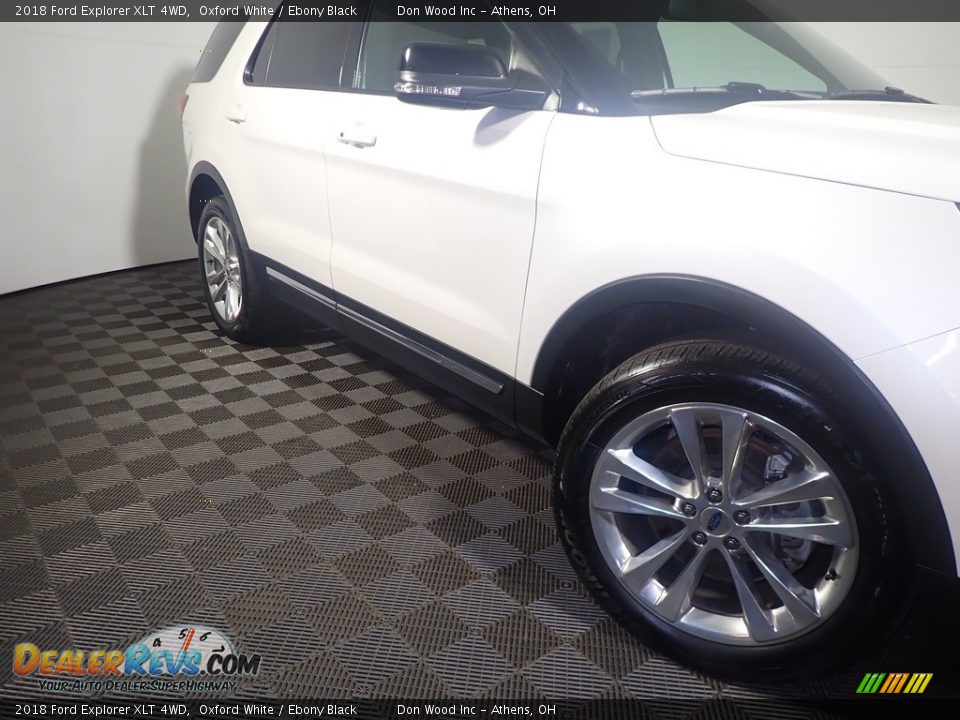 2018 Ford Explorer XLT 4WD Oxford White / Ebony Black Photo #7