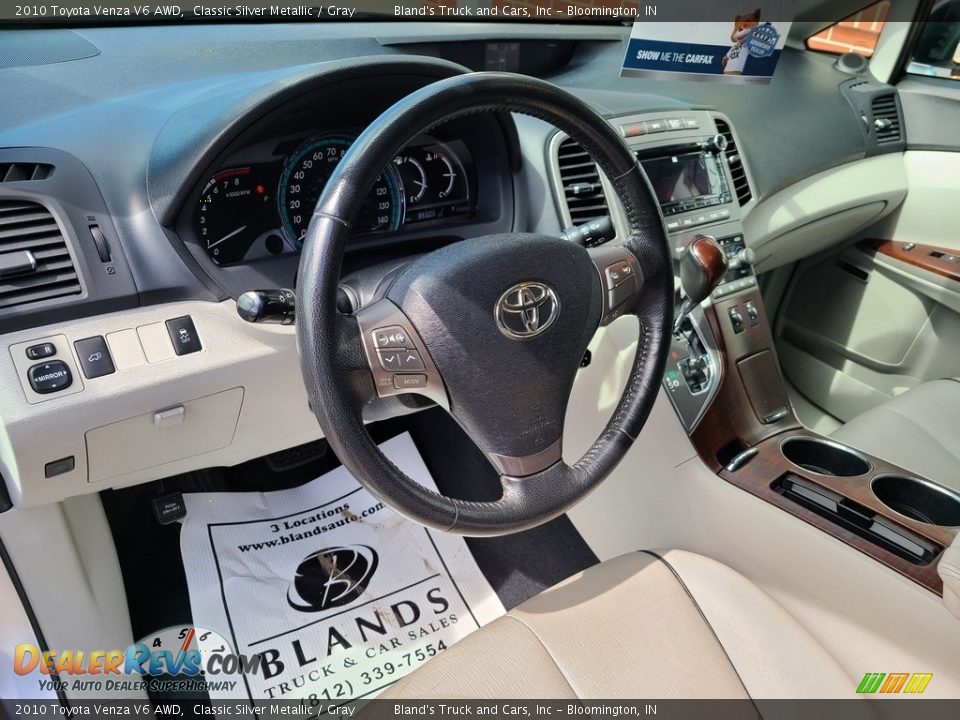 2010 Toyota Venza V6 AWD Classic Silver Metallic / Gray Photo #10