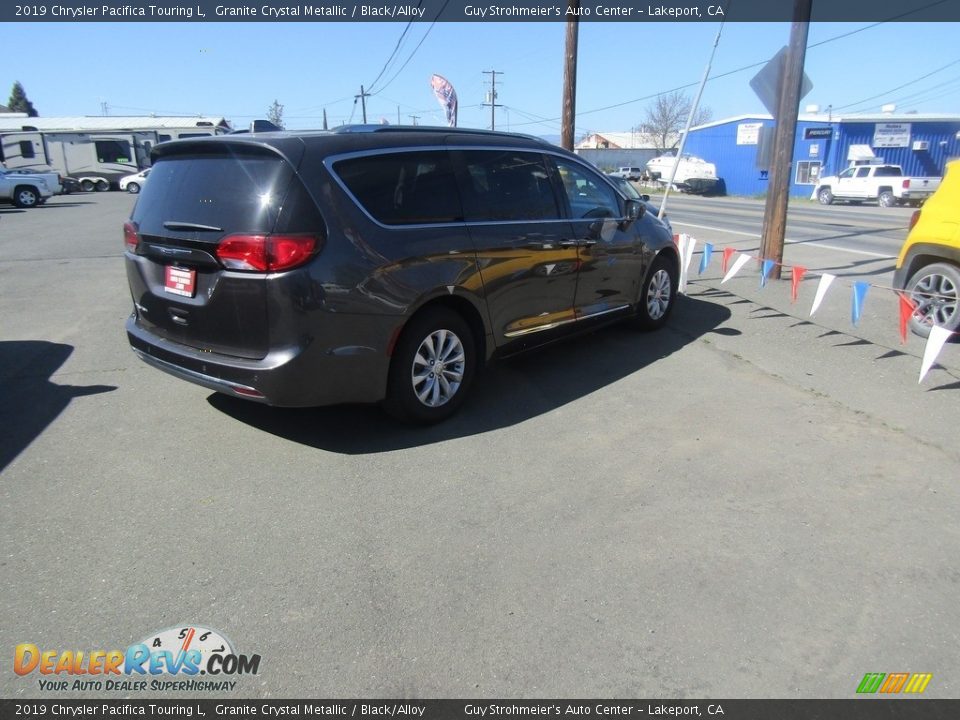 2019 Chrysler Pacifica Touring L Granite Crystal Metallic / Black/Alloy Photo #5