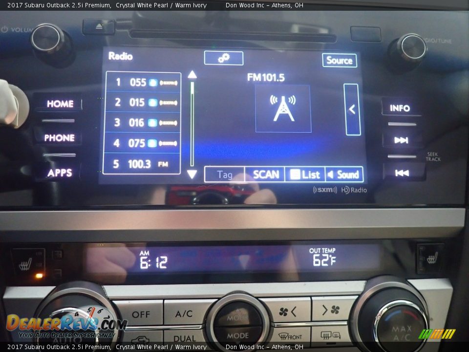 2017 Subaru Outback 2.5i Premium Crystal White Pearl / Warm Ivory Photo #28